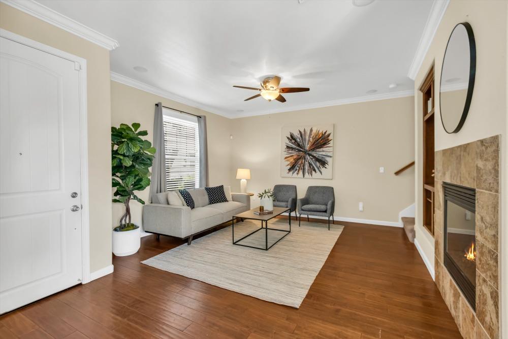7885 Monaldo Walk