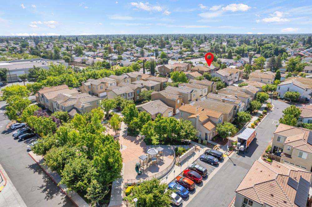 7885 Monaldo Walk