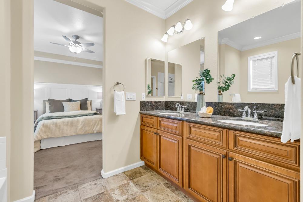 7885 Monaldo Walk