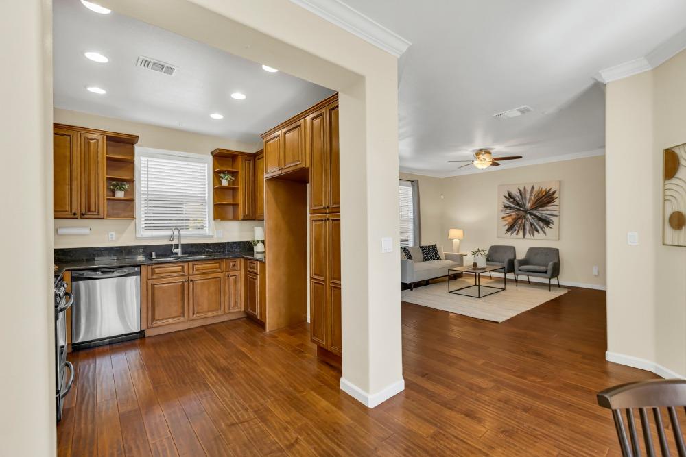7885 Monaldo Walk