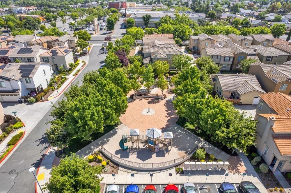 7885 Monaldo Walk