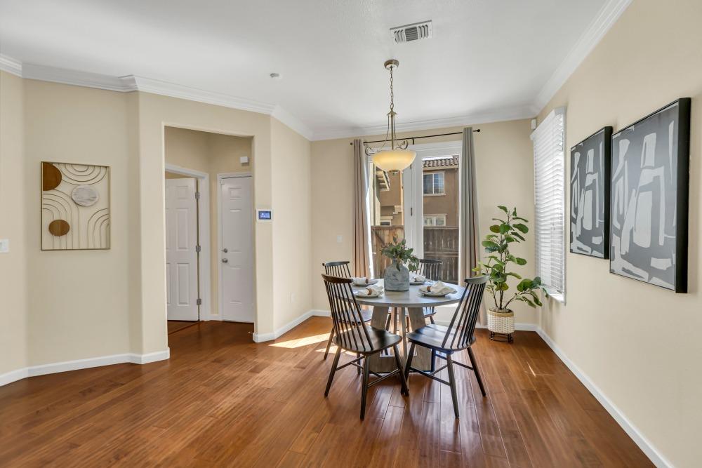 7885 Monaldo Walk