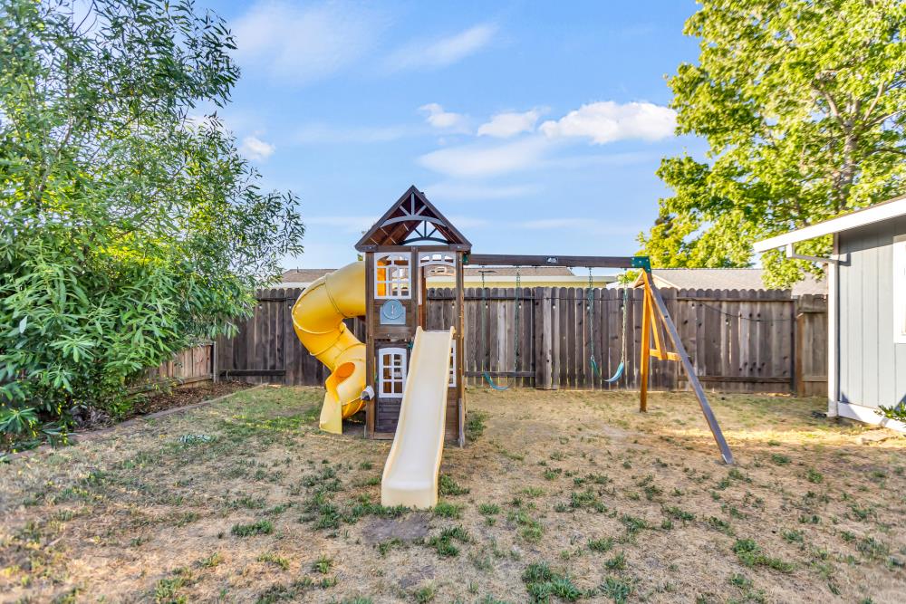 574 Ewell Court