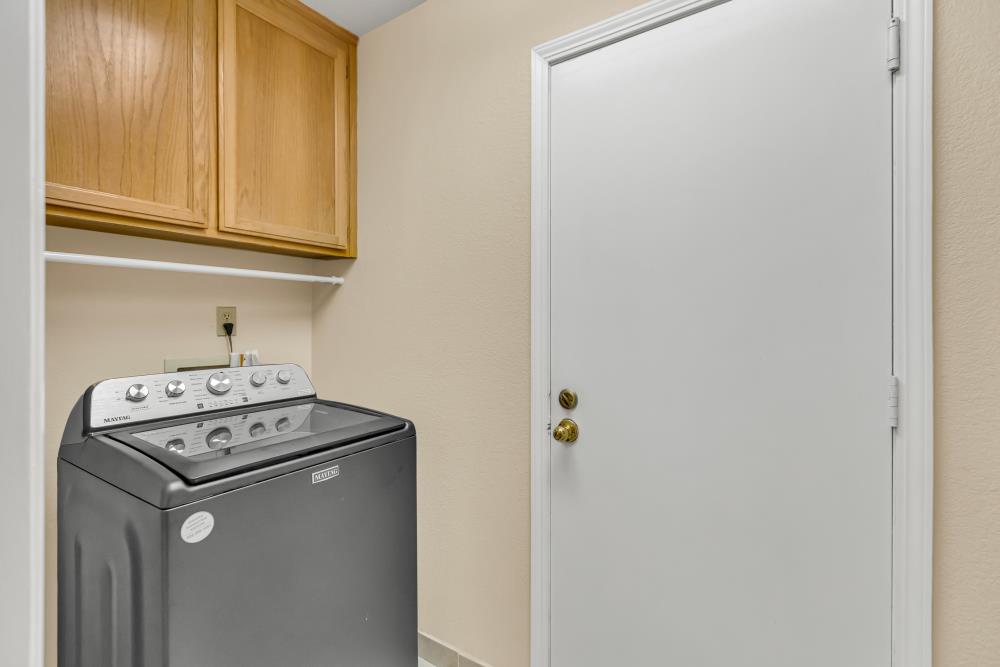 574 Ewell Court