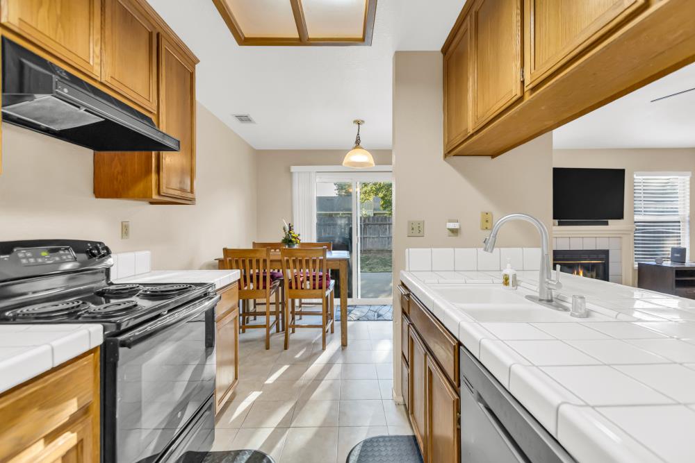 574 Ewell Court