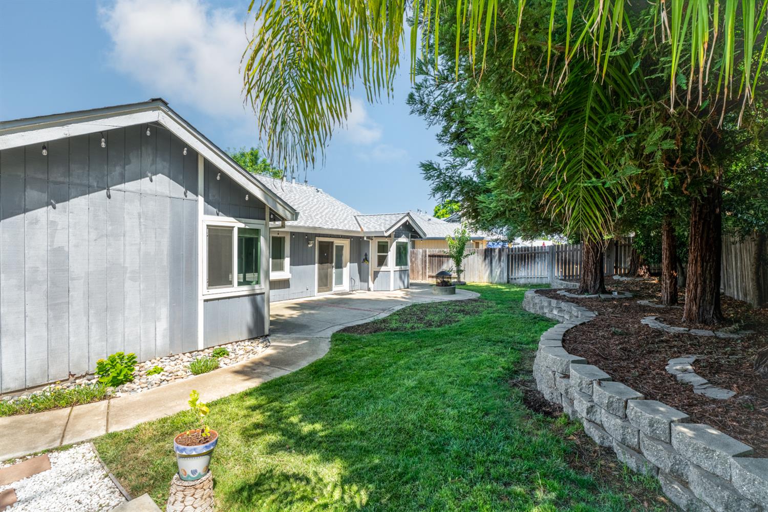 8340 Lichen Drive