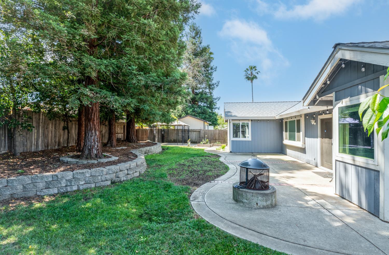8340 Lichen Drive