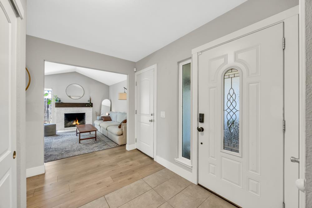 6541 Bitterbush Way