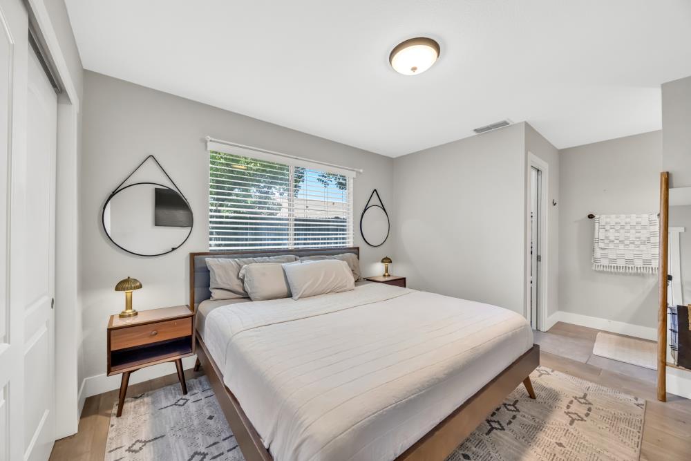6541 Bitterbush Way