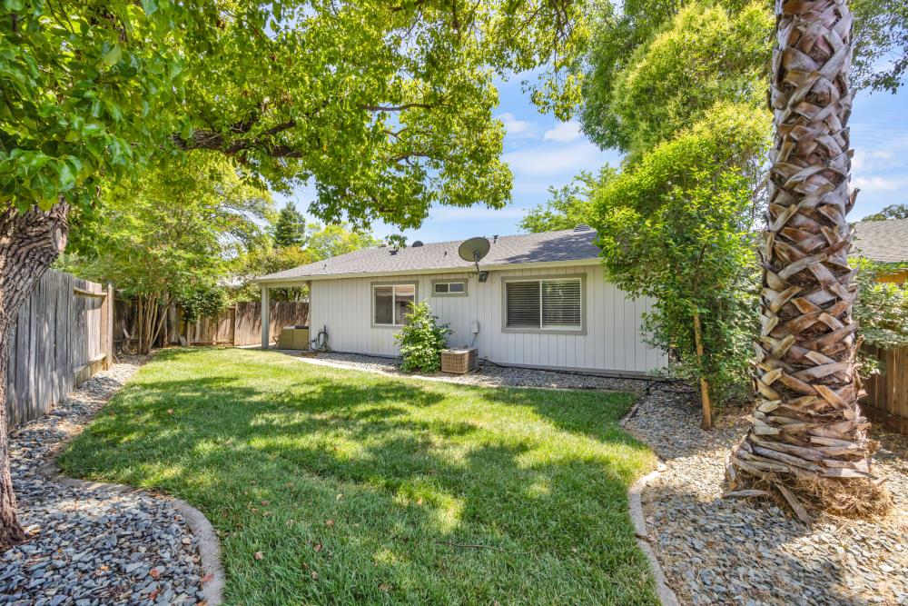 6541 Bitterbush Way