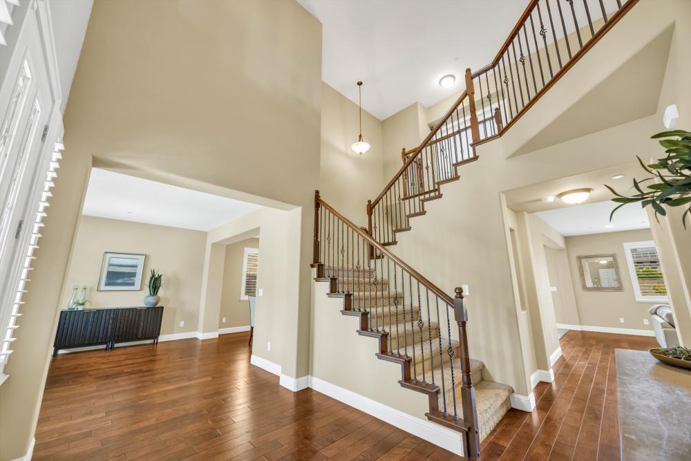 1005 Georgetown Way