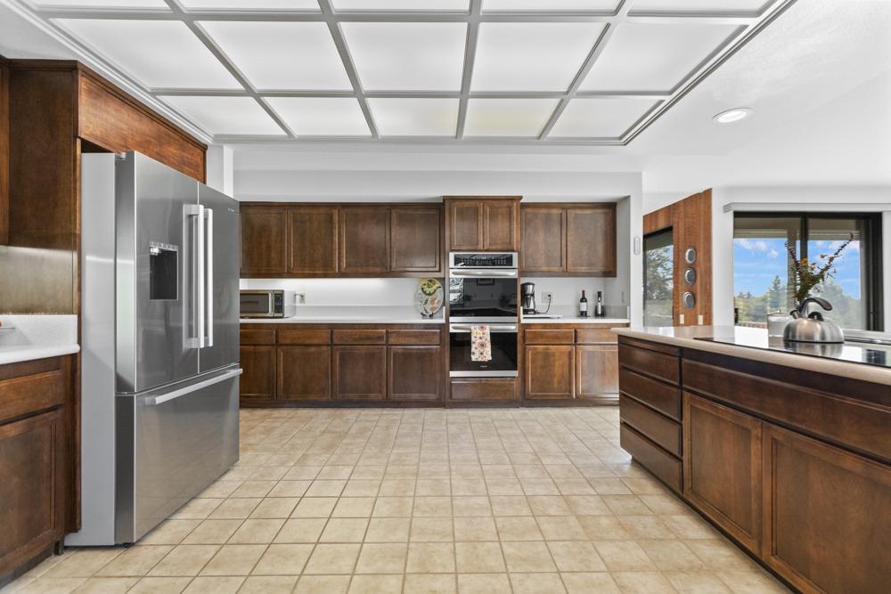 15088 Robles Grandes Drive