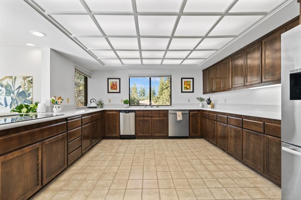 15088 Robles Grandes Drive