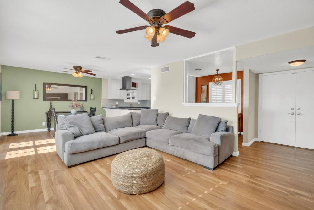 2532 Warrego Way