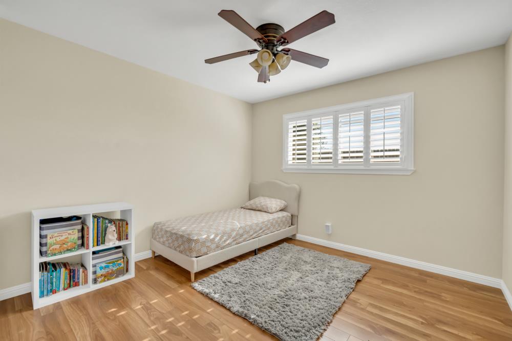 2532 Warrego Way