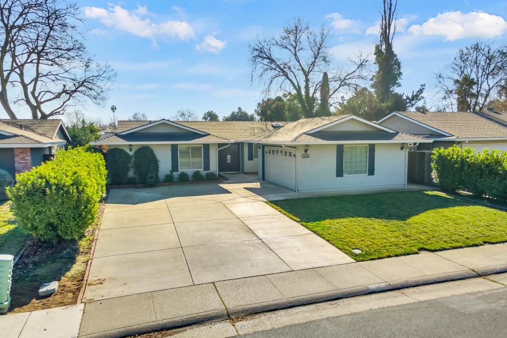 2532 Warrego Way