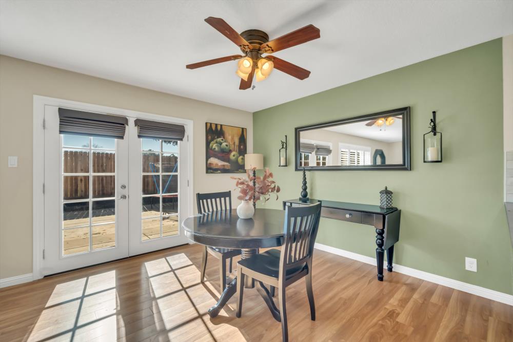 2532 Warrego Way