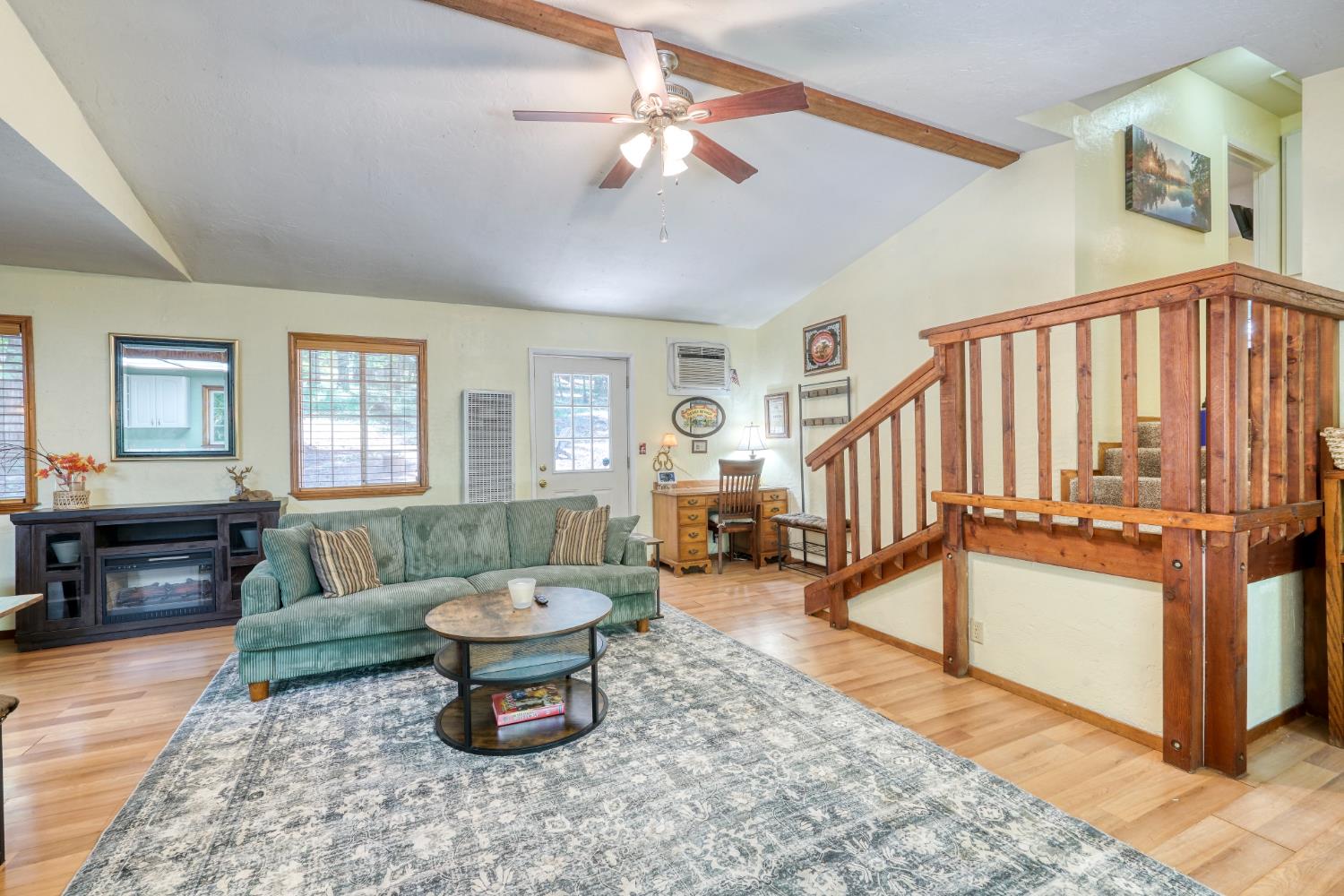 6236 Bucktail Lane