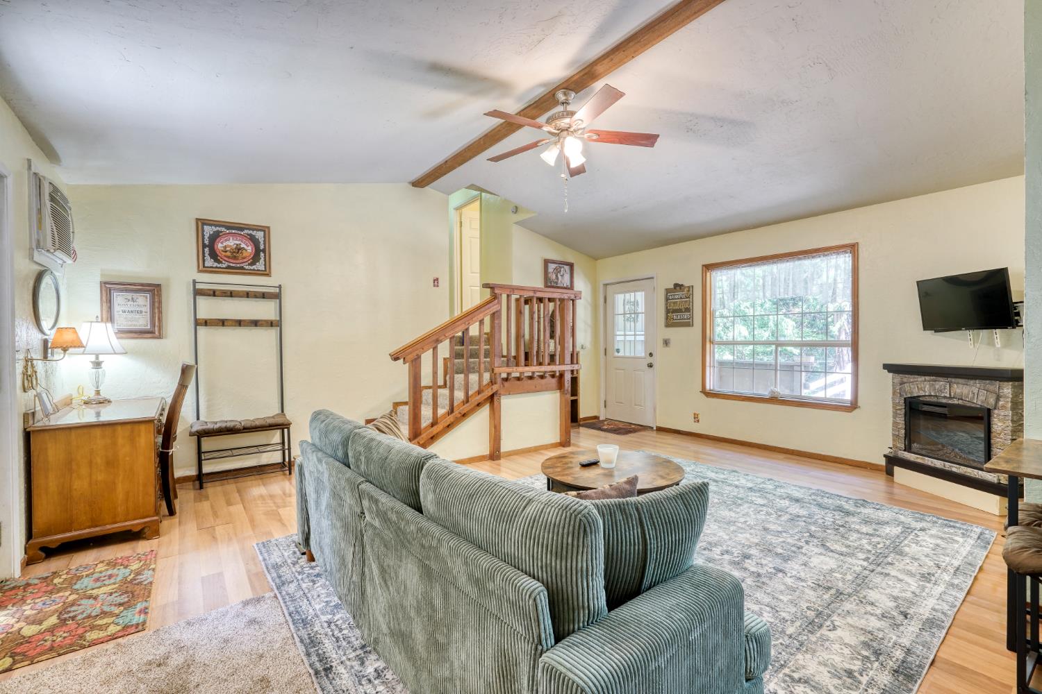 6236 Bucktail Lane
