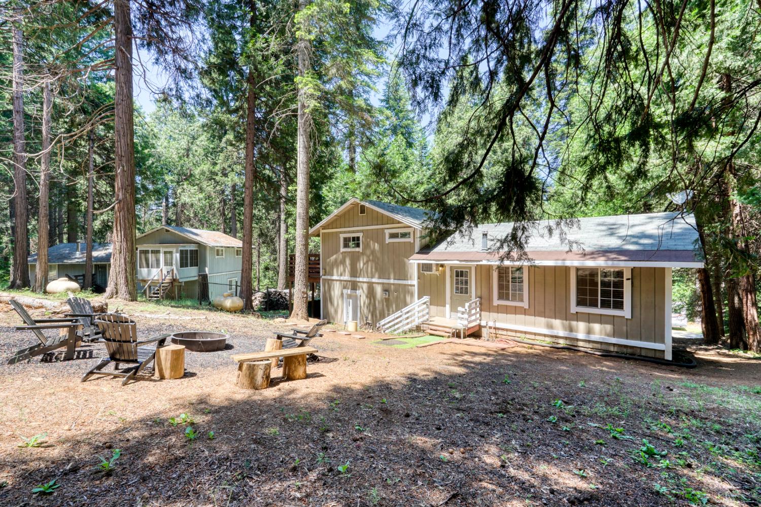 6236 Bucktail Lane