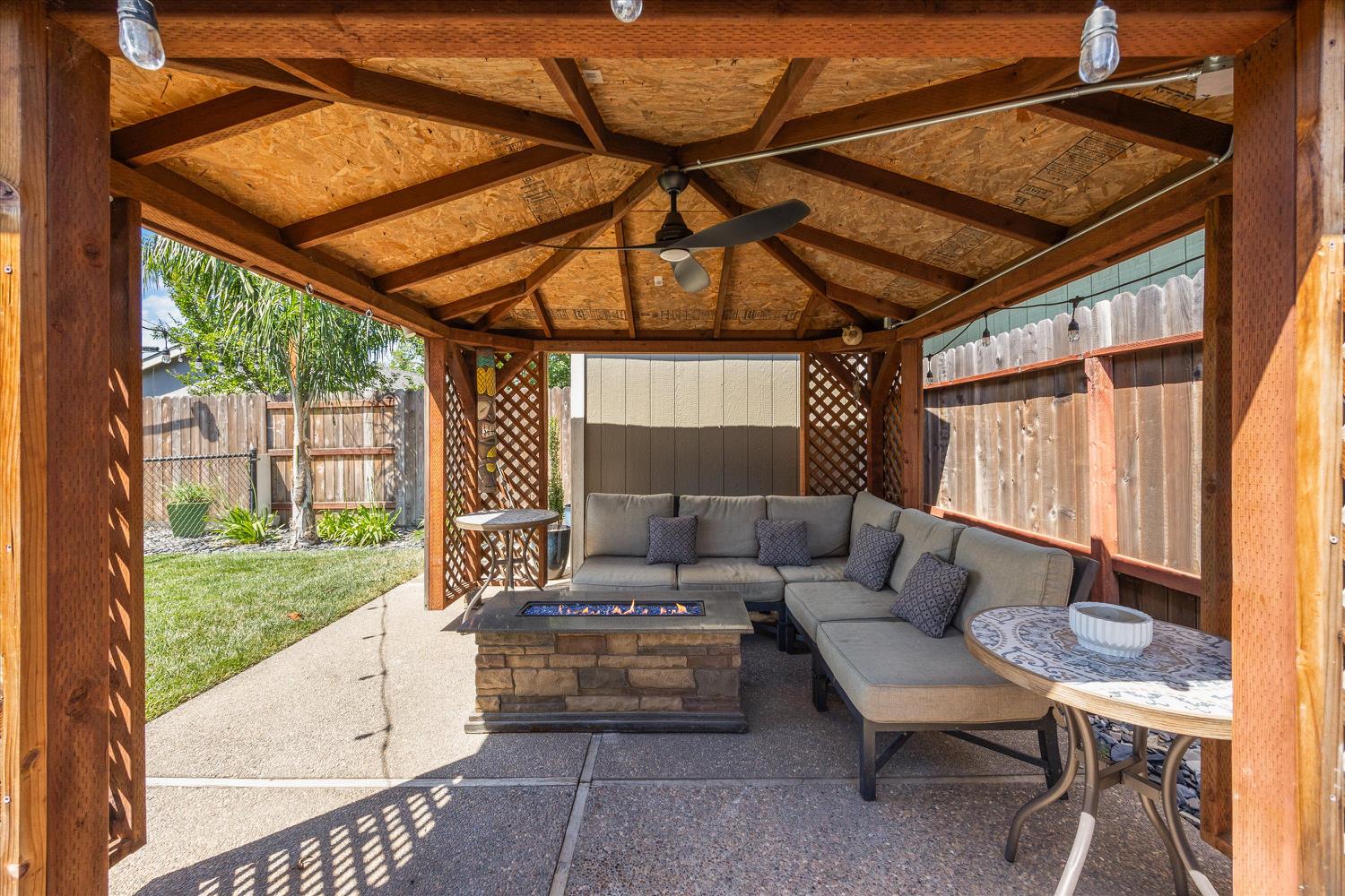 7019 Pebblebrook Way