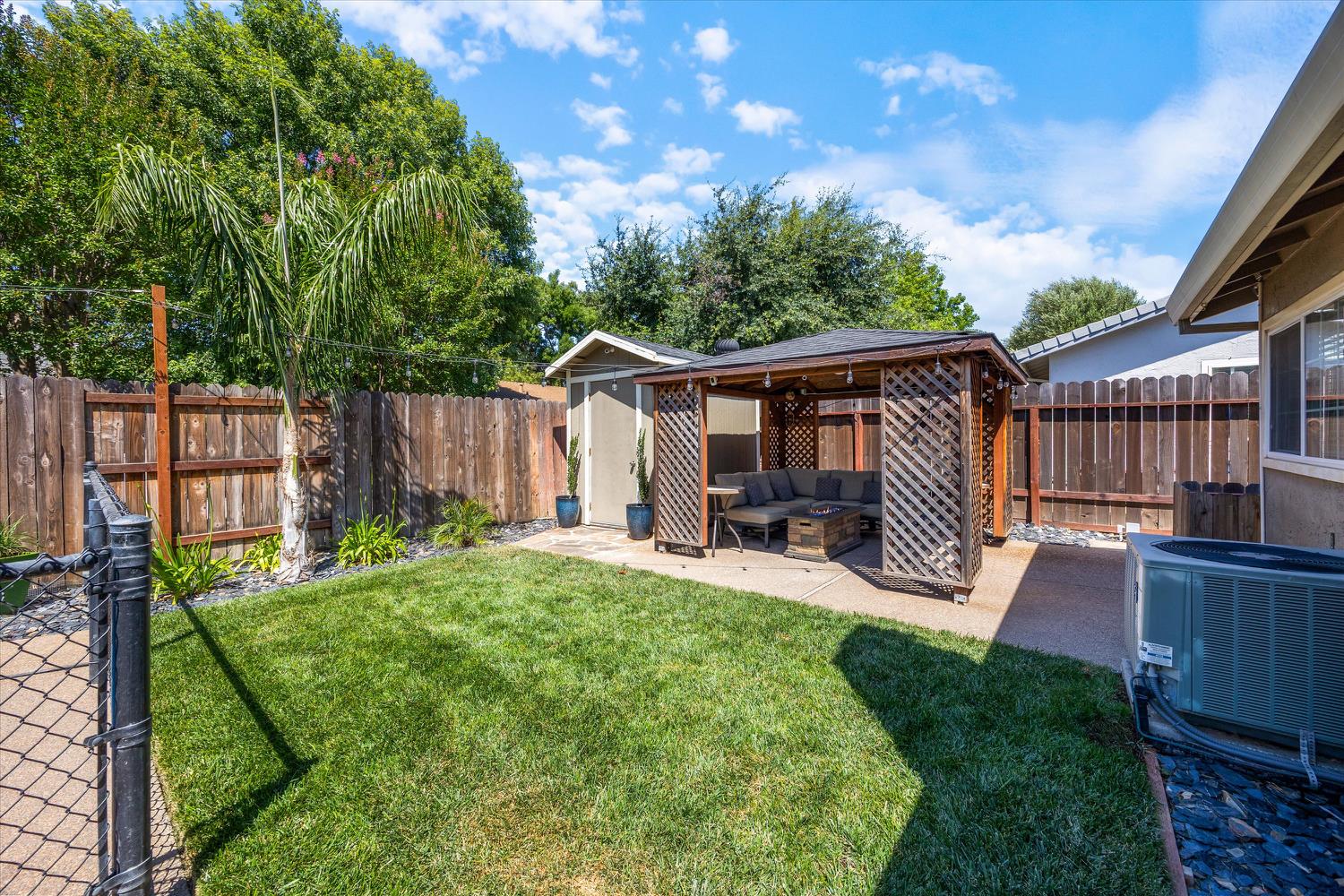 7019 Pebblebrook Way