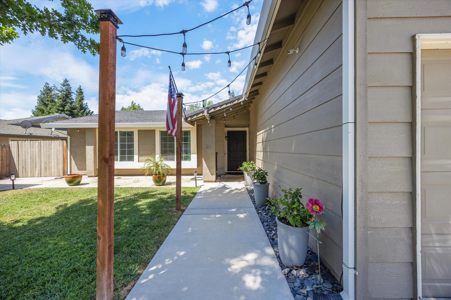 7019 Pebblebrook Way