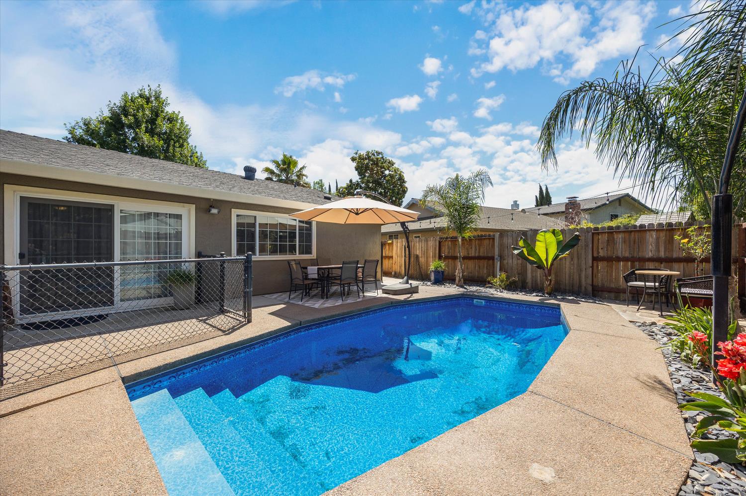 7019 Pebblebrook Way