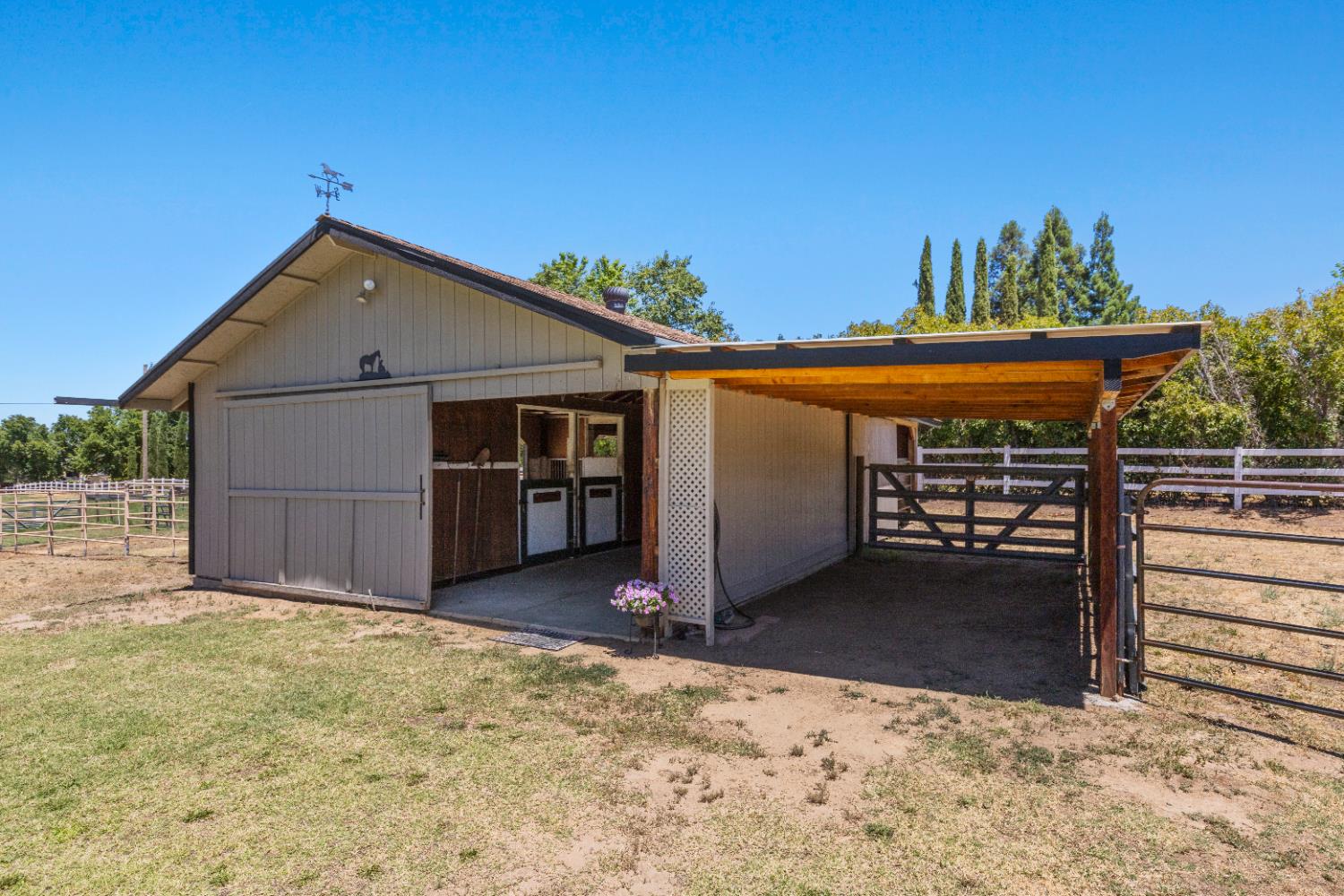 131 Twin Ponds Lane