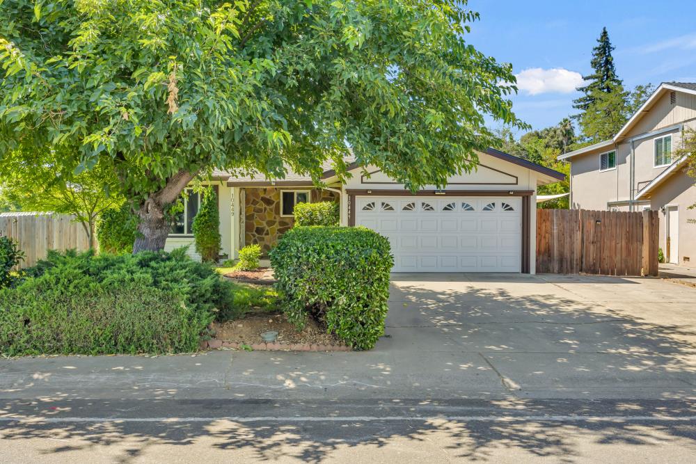 10449 Reymouth Avenue