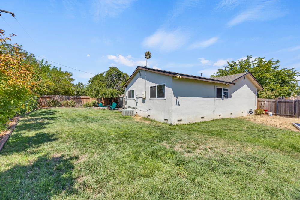 10449 Reymouth Avenue