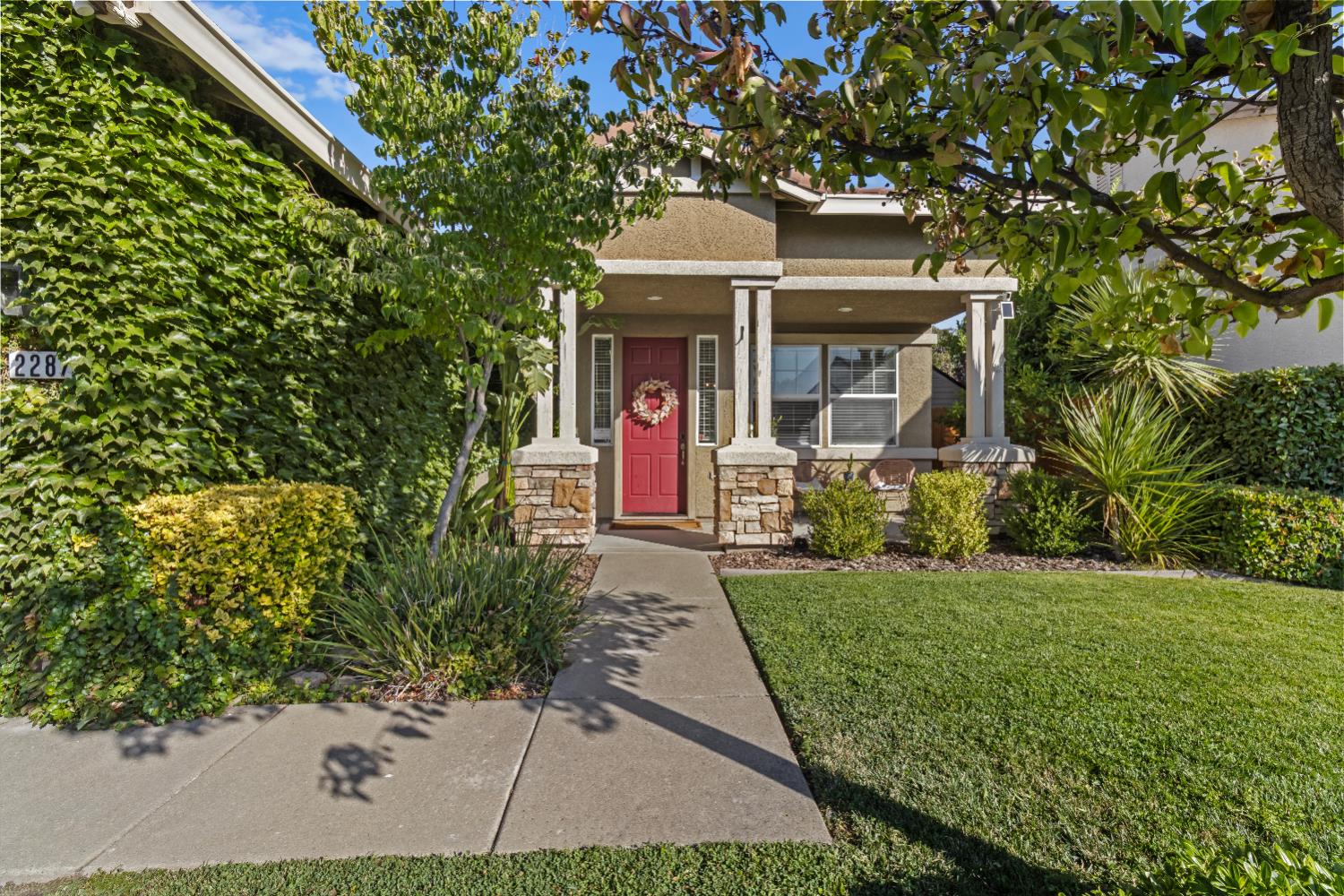 2287 Petruchio Way