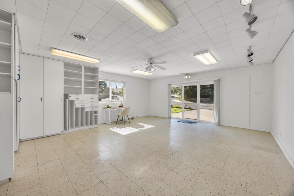 7045 Woodmore Oaks Drive