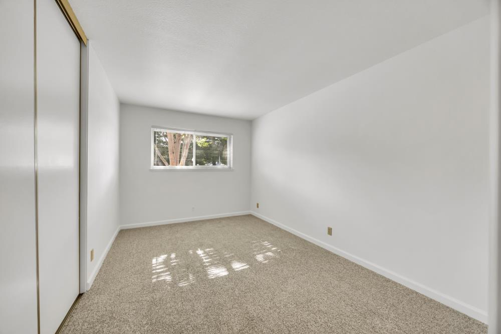 7045 Woodmore Oaks Drive