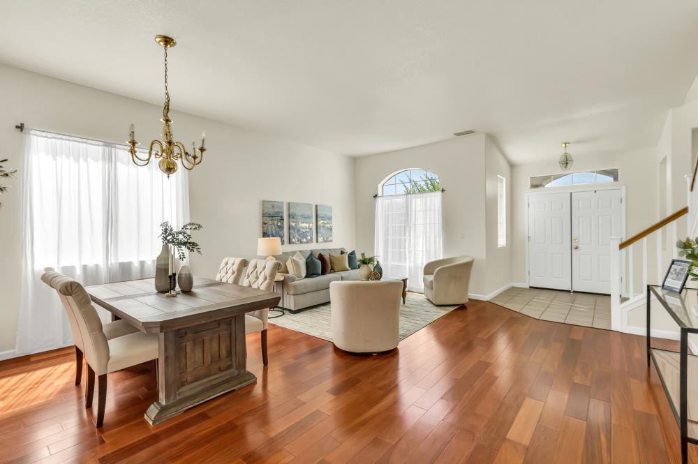 8225 Wooded Brook Drive