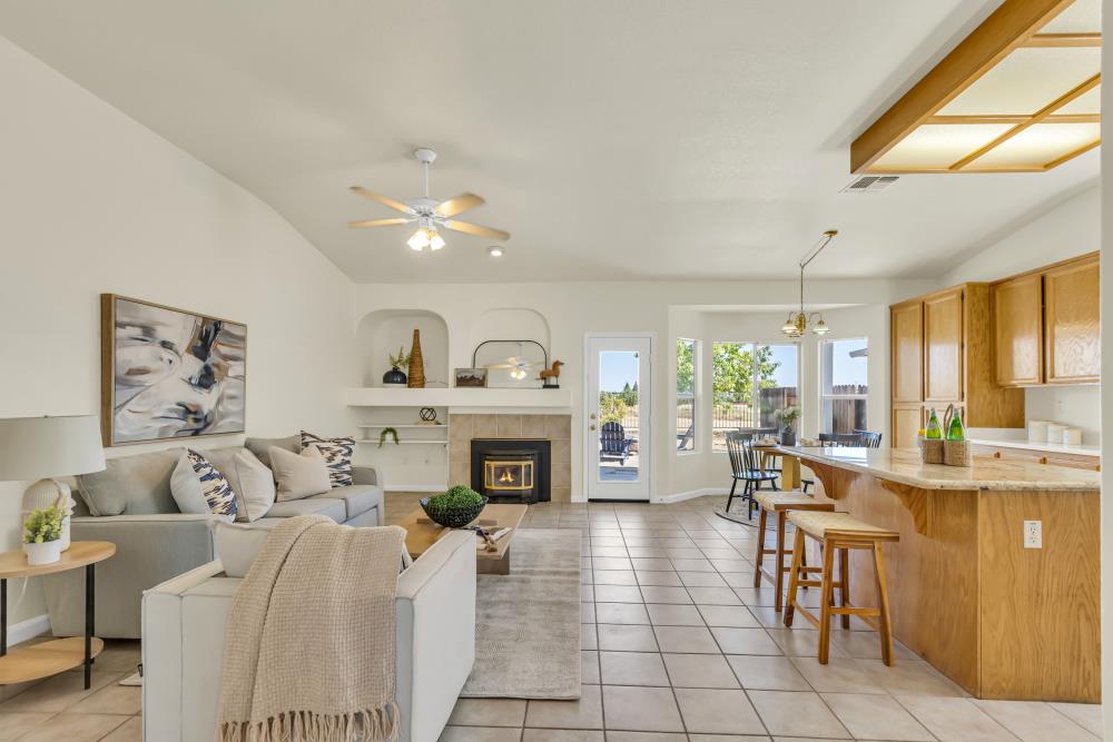 8225 Wooded Brook Drive