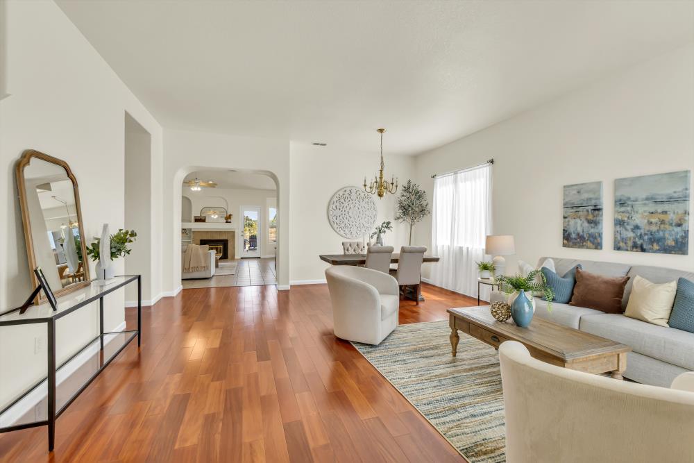 8225 Wooded Brook Drive