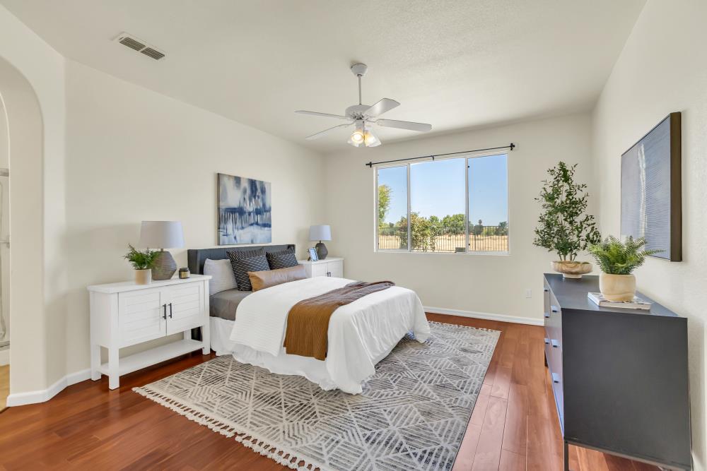8225 Wooded Brook Drive