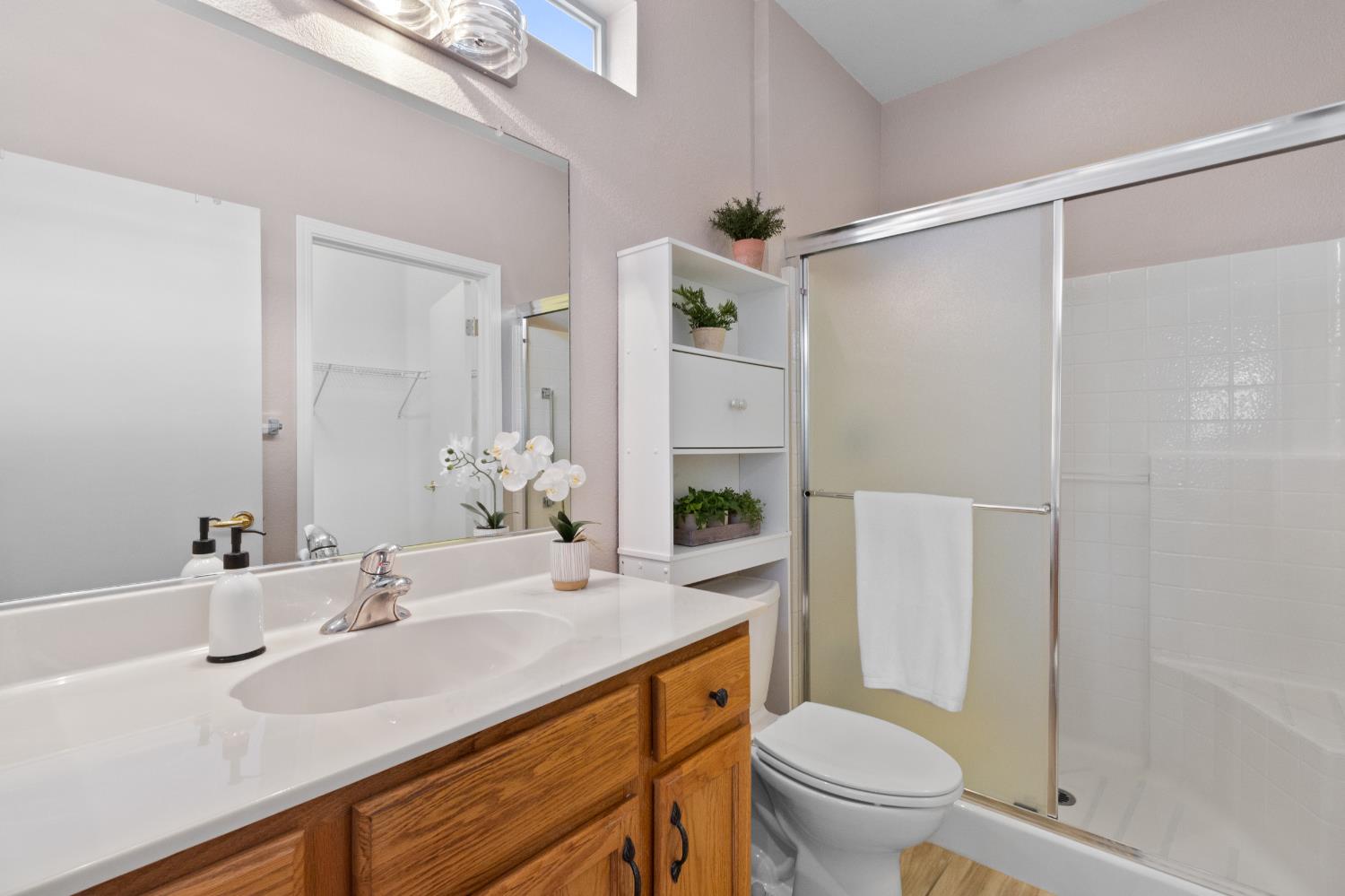 1605 Delta Wind Lane