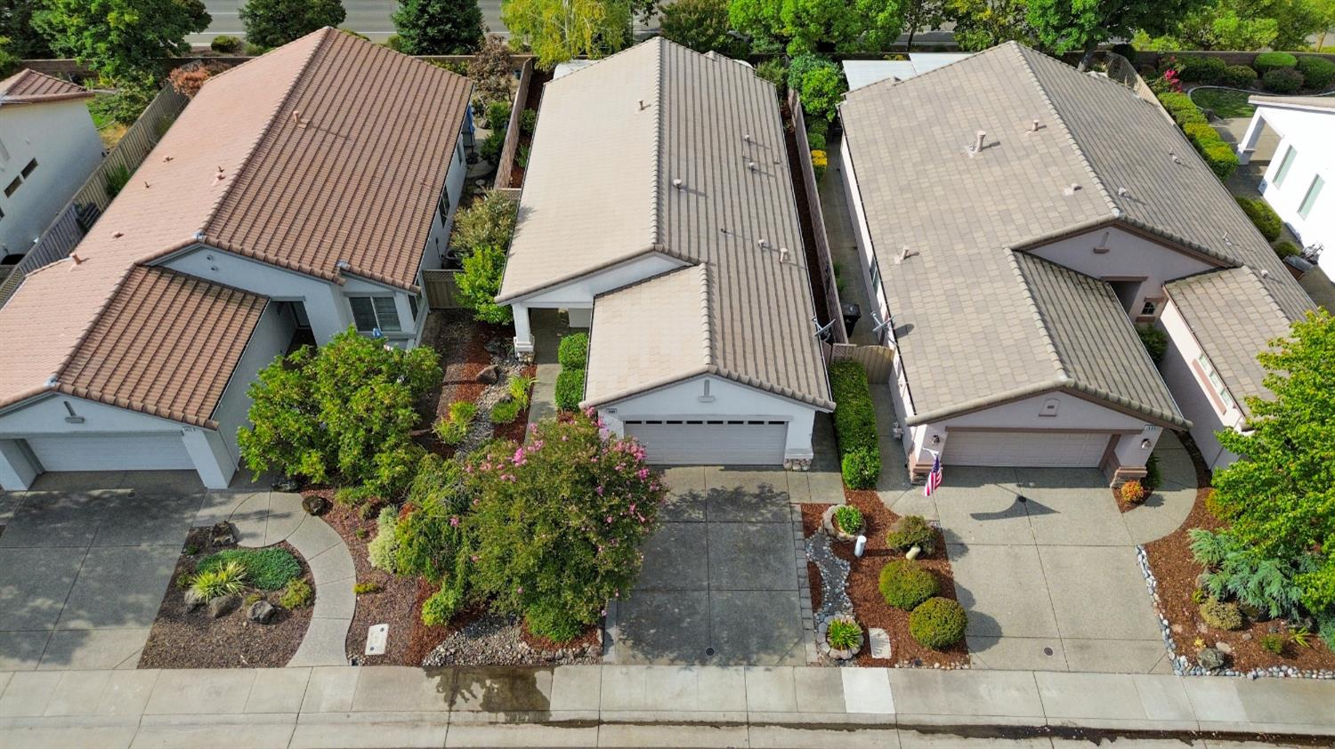 1605 Delta Wind Lane