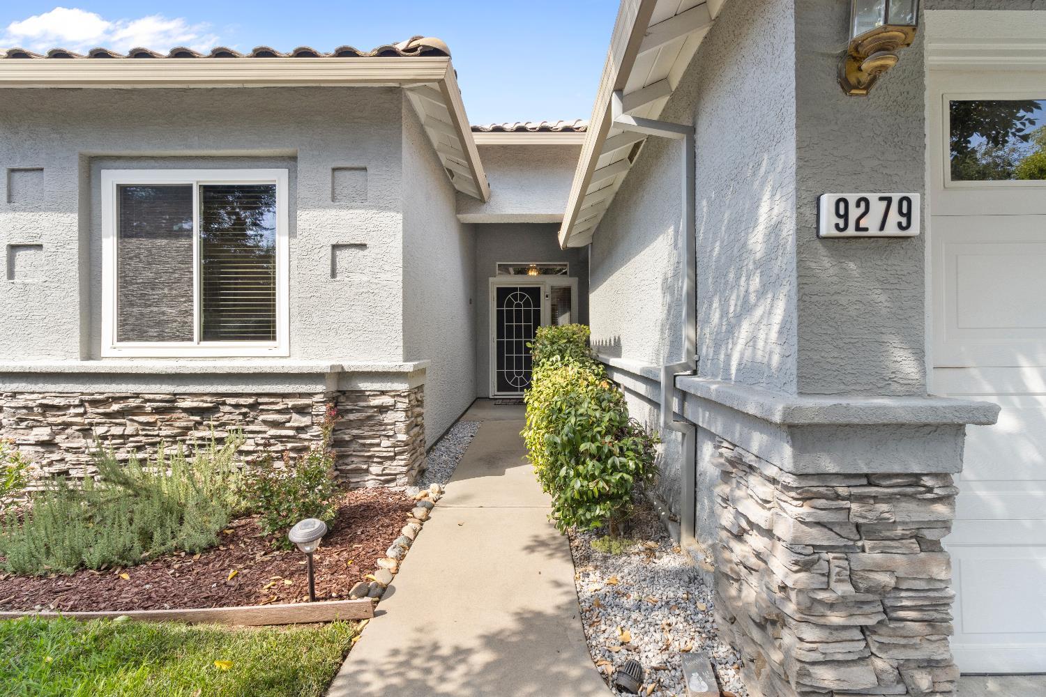 9279 Prudhoe Court