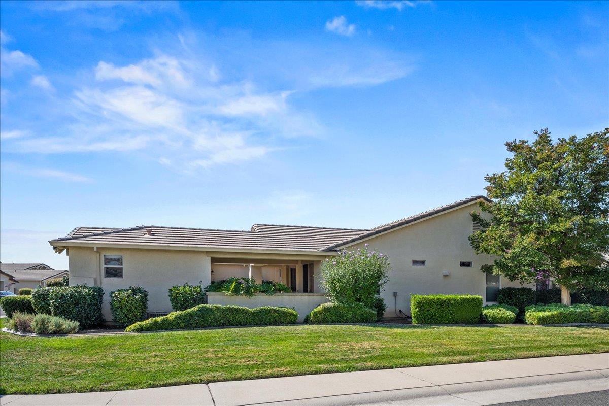 1728 Leander Lane