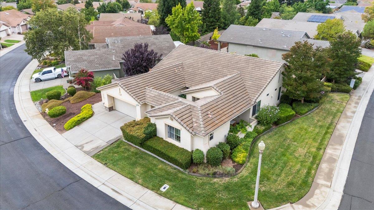 1728 Leander Lane