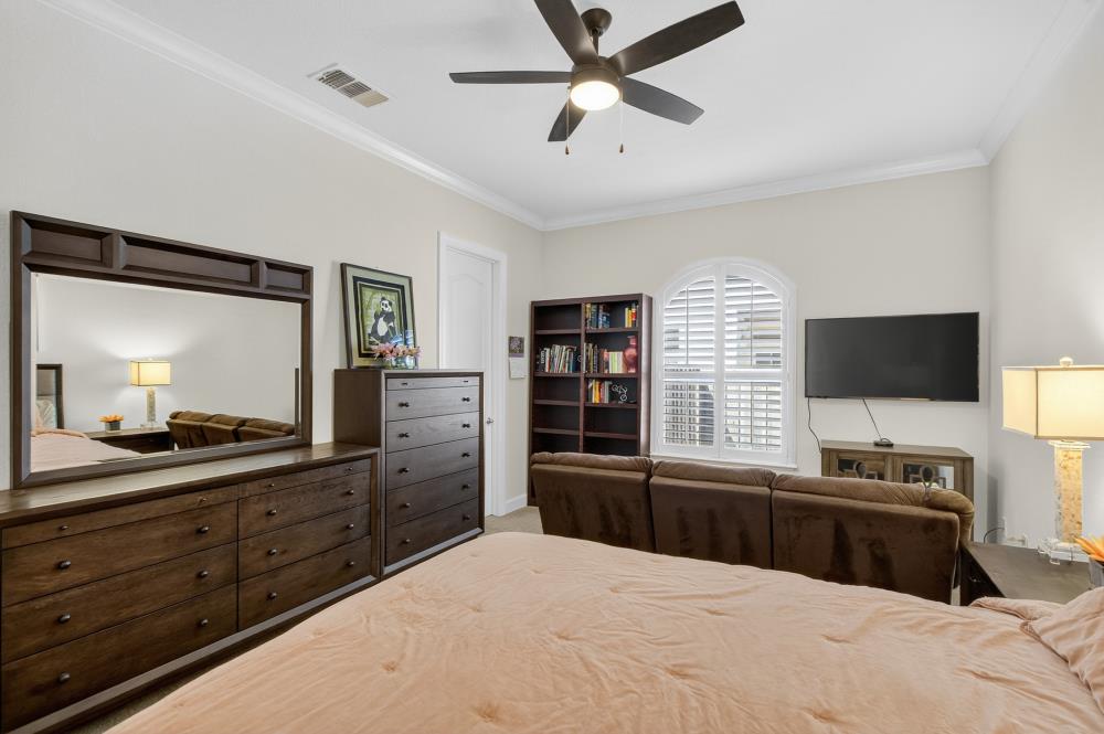 8712 Wentworth Court