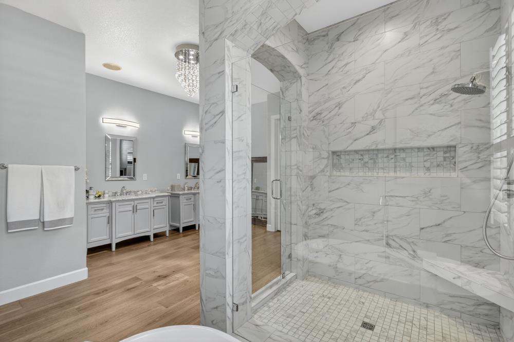 8712 Wentworth Court