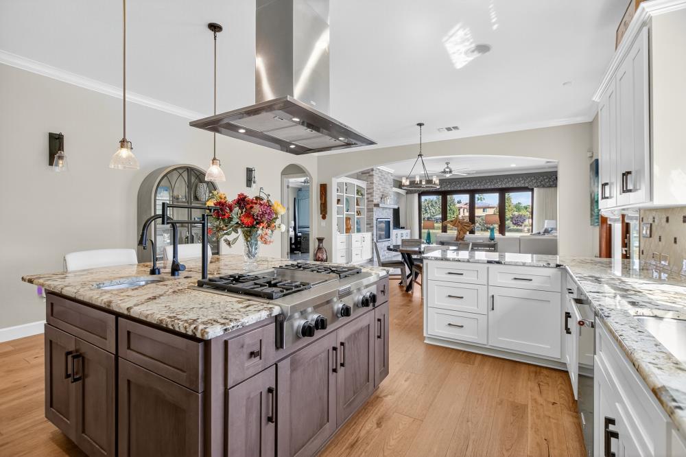 8712 Wentworth Court