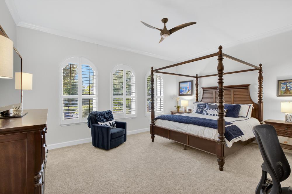 8712 Wentworth Court