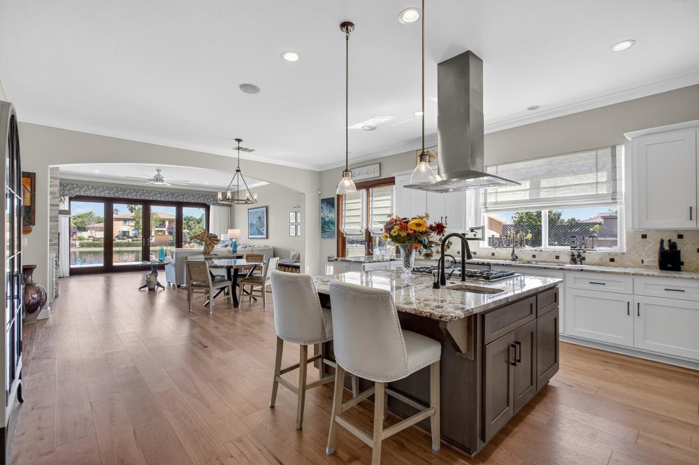 8712 Wentworth Court