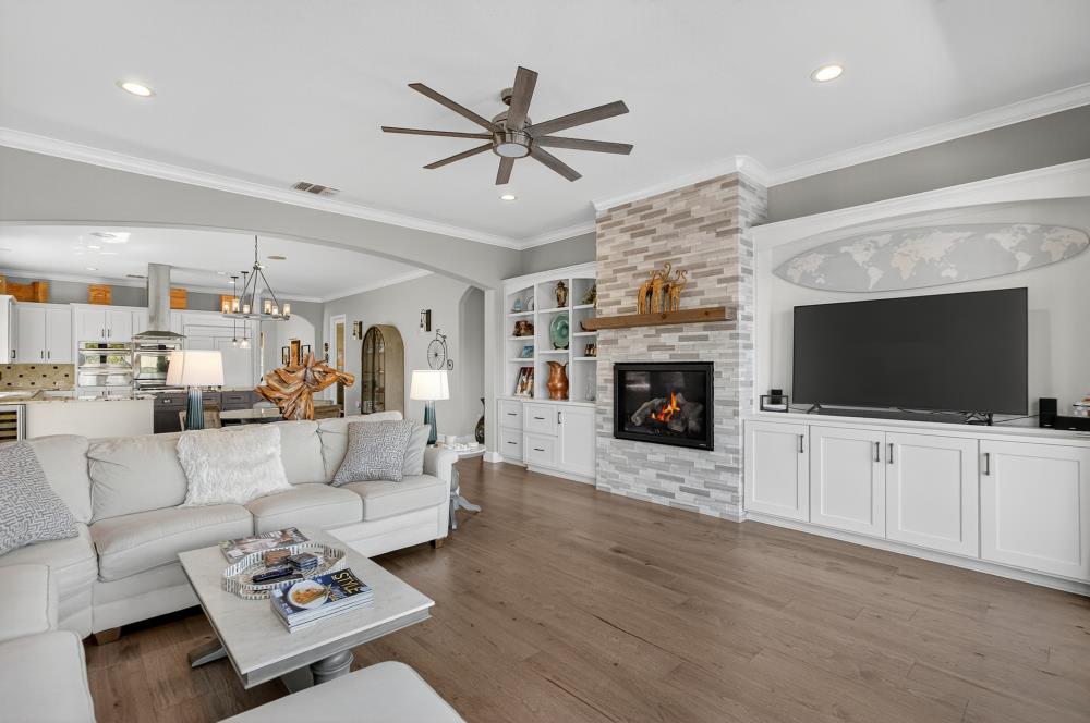 8712 Wentworth Court