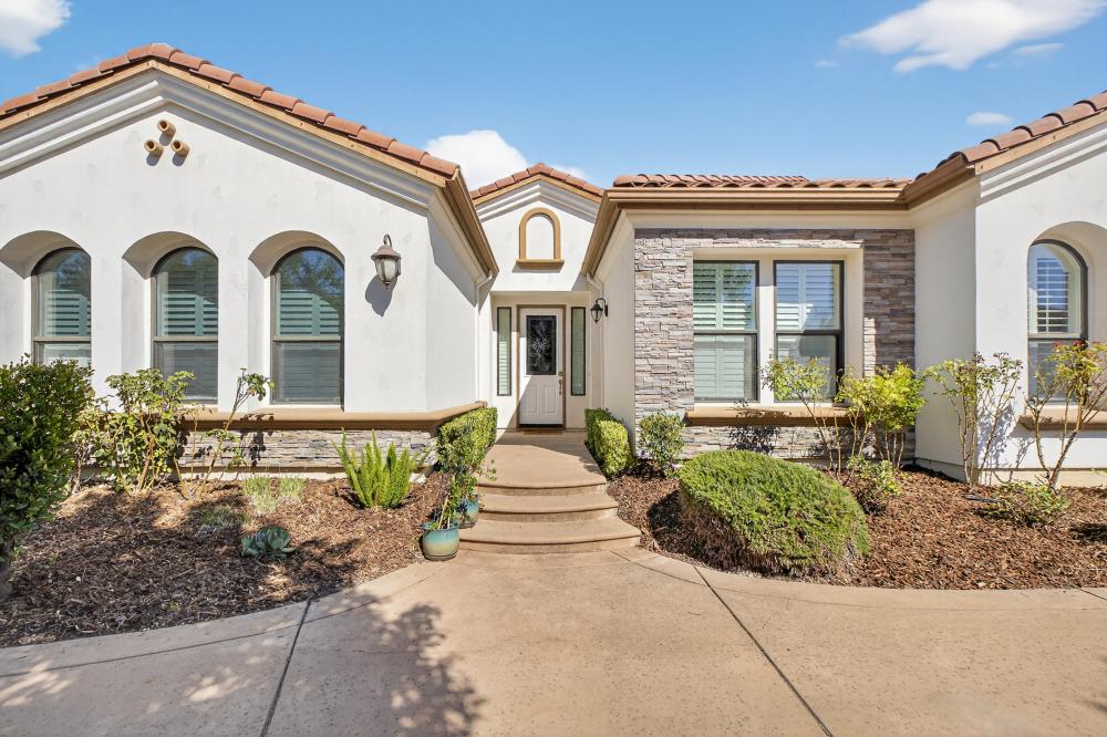 8712 Wentworth Court